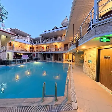 Alida Hotel 3*